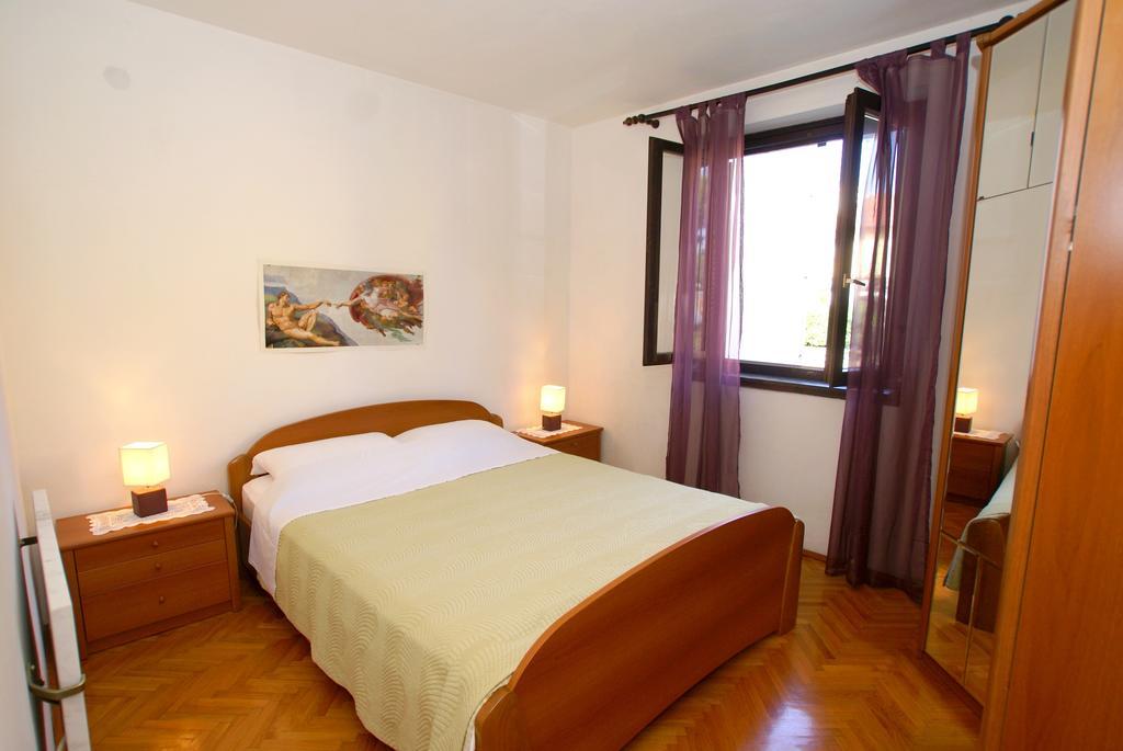 Apartment Ana 1 Malinska Quarto foto
